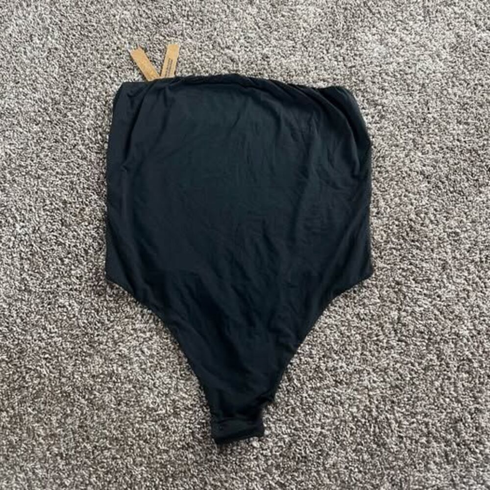 SKIMS Black Strapless Bodysuit